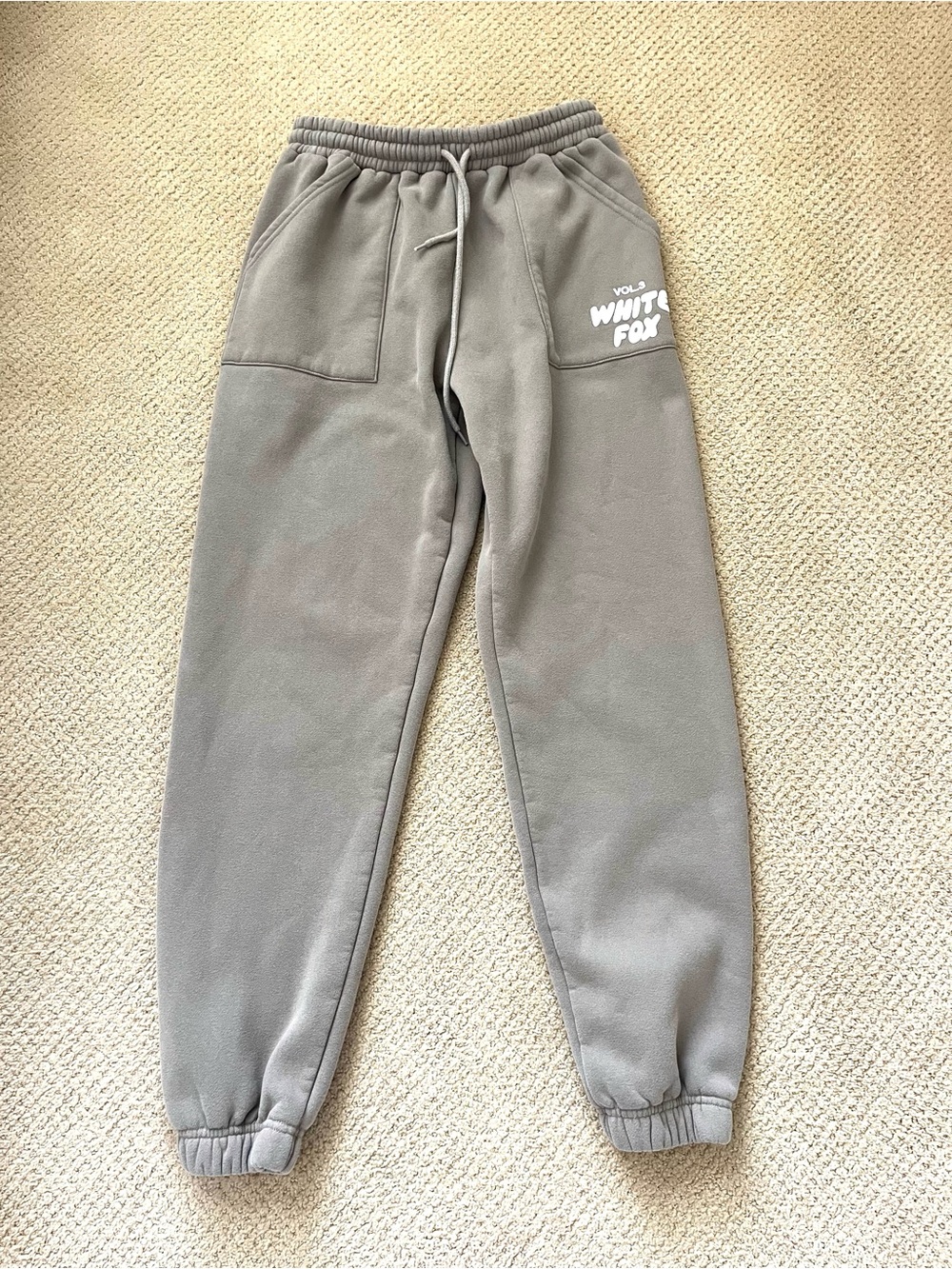White Fox Volume 3 Sweatpants Fawn Women’s Small - Picture 5 of 15